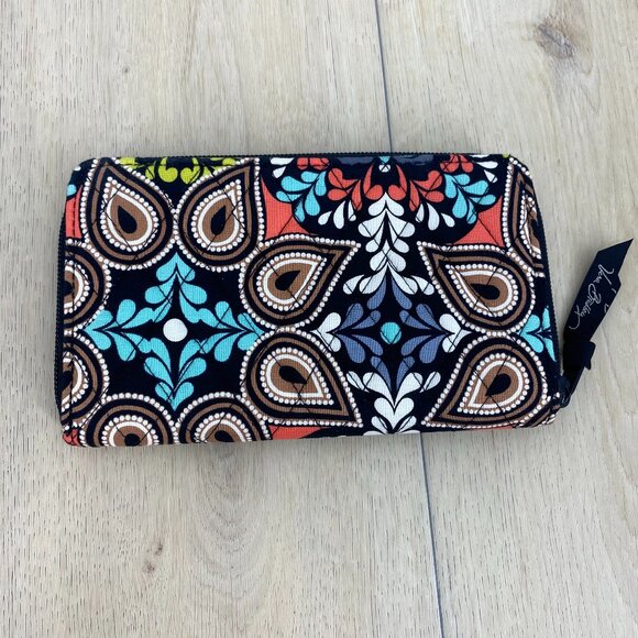 Vera Bradley Retired Sierra Pattern Zip Around Wallet - Picture 2 of 9